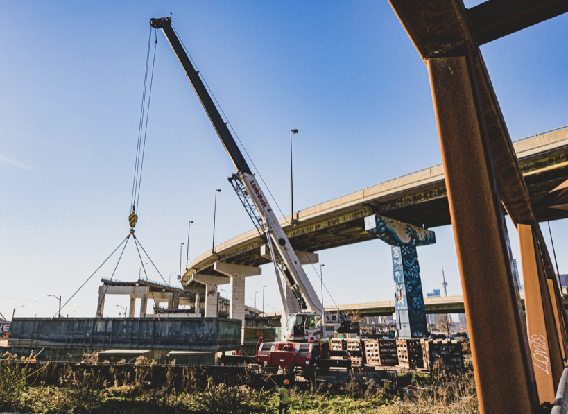 Priestly Demolition tackles pedestrian bridge removal with help from a Link-Belt RTC